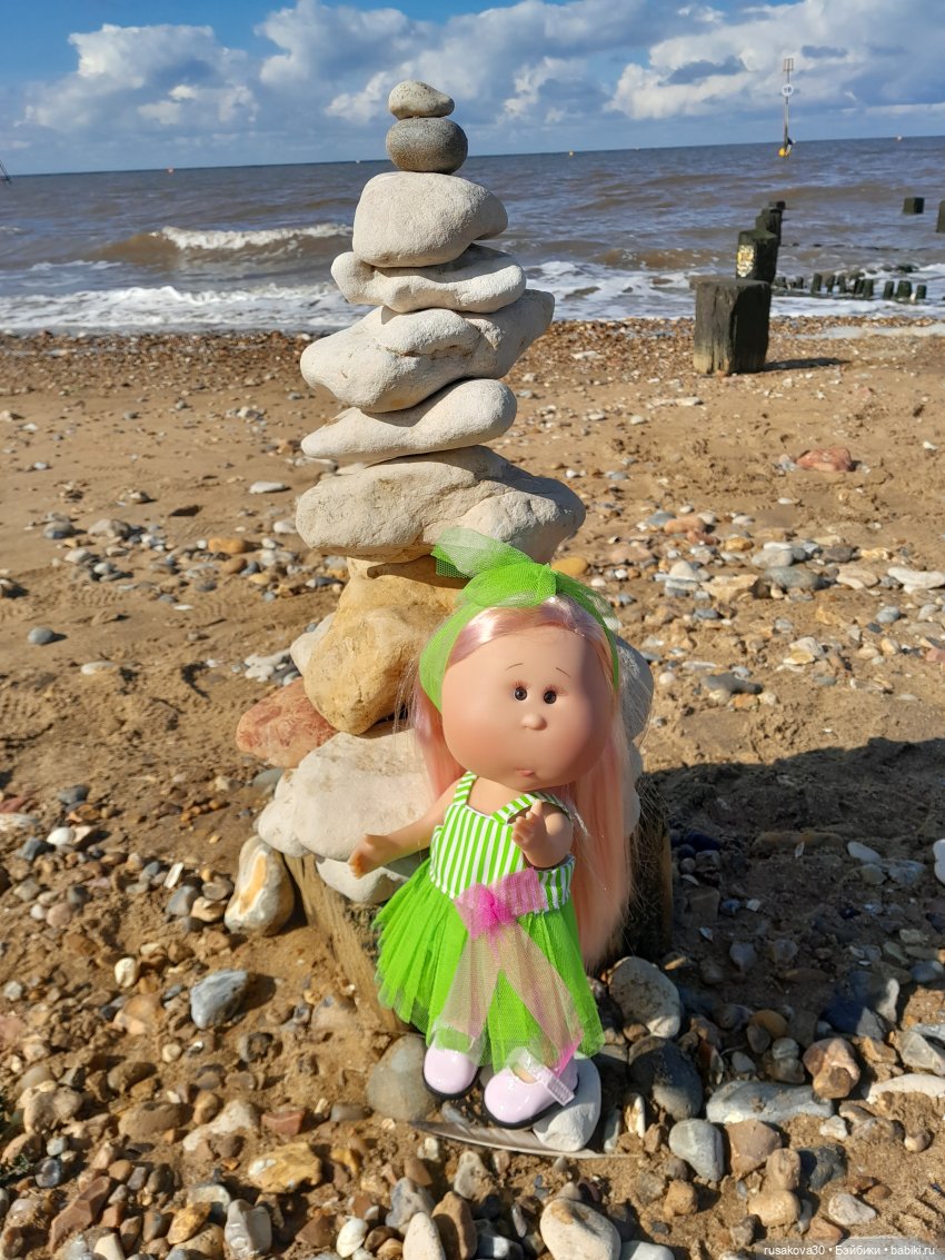 Розовая булочка приехала — Куклы Nines d'Onil (Нинес): Миа (Mia)