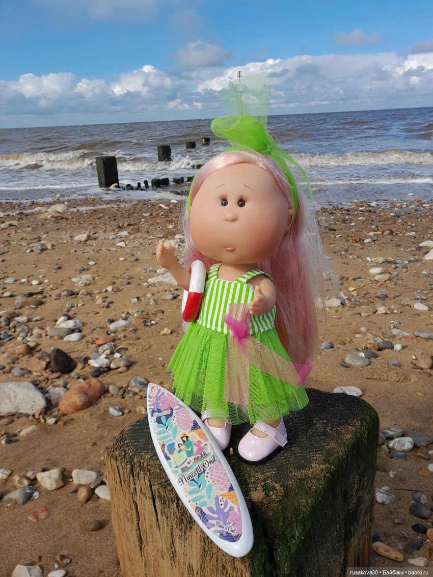 Розовая булочка приехала — Куклы Nines d'Onil (Нинес): Миа (Mia) (фото 9)