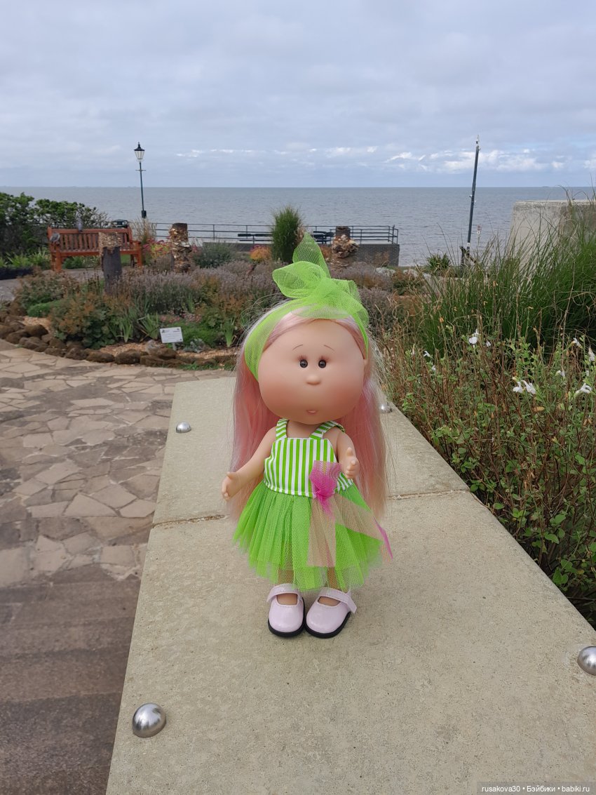 Розовая булочка приехала — Куклы Nines d'Onil (Нинес): Миа (Mia) (фото 4)