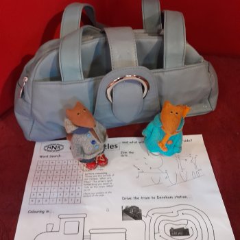 Людвиг и Нильс на выставке