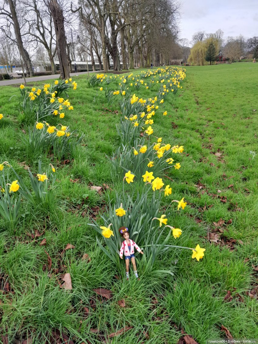 Первая прогулка Снежки — Куклы Disney Animators и Принцессы Диснея: Disney Store (фото 4)