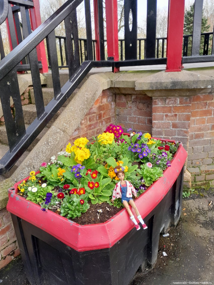 Первая прогулка Снежки — Куклы Disney Animators и Принцессы Диснея: Disney Store