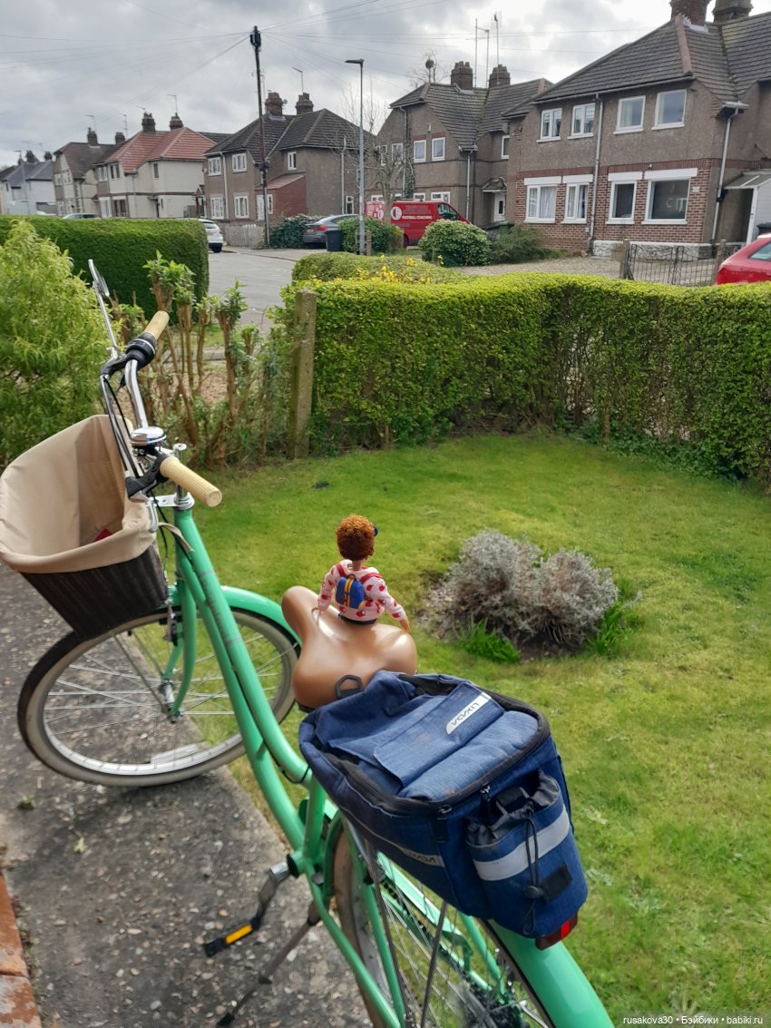 Первая прогулка Снежки — Куклы Disney Animators и Принцессы Диснея: Disney Store (фото 3)