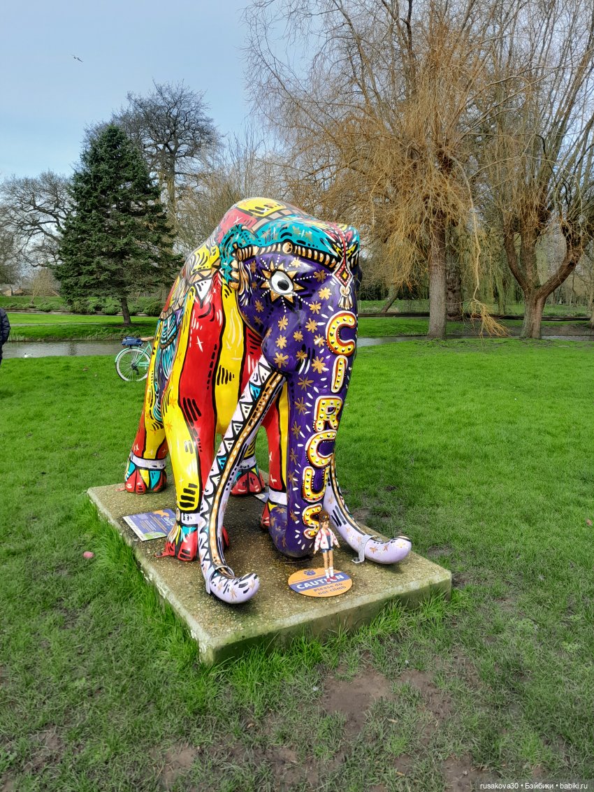 Первая прогулка Снежки — Куклы Disney Animators и Принцессы Диснея: Disney Store (фото 8)