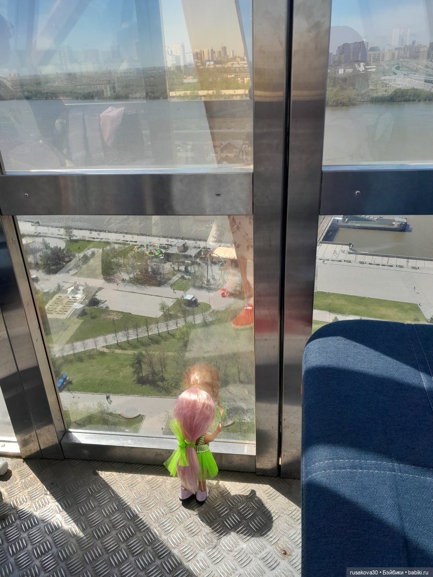 Мия знакомится с Новосибирском