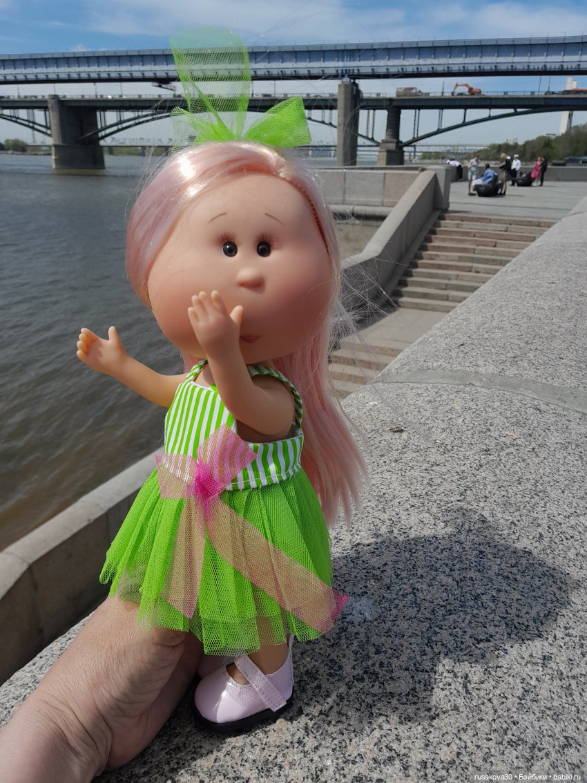 Мия знакомится с Новосибирском