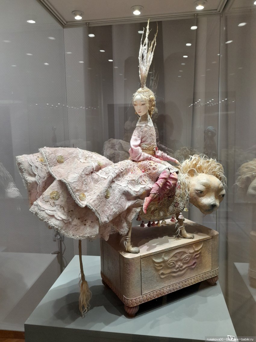 Выставка "Ульгер: сказки и грëзы"