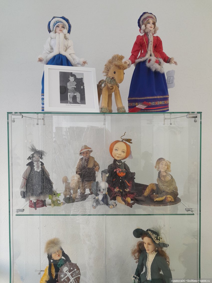 Кот Какао на прогулке — Кот Басик