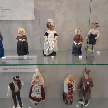 Выставка  кукол Ирины Верхградской в Новосибирске