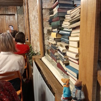 Как лисята на презентации книги побывали.