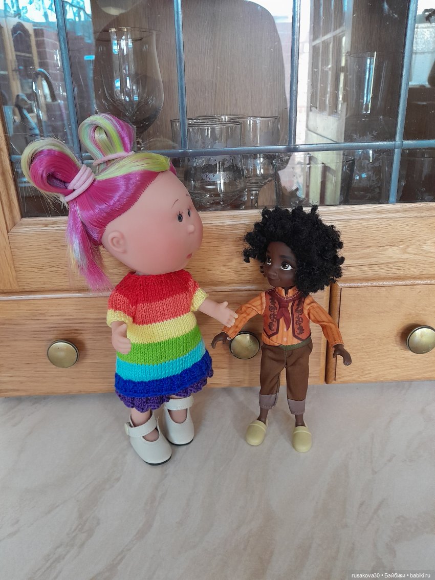 Будни Радужки — Куклы Nines d'Onil (Нинес): Миа (Mia)