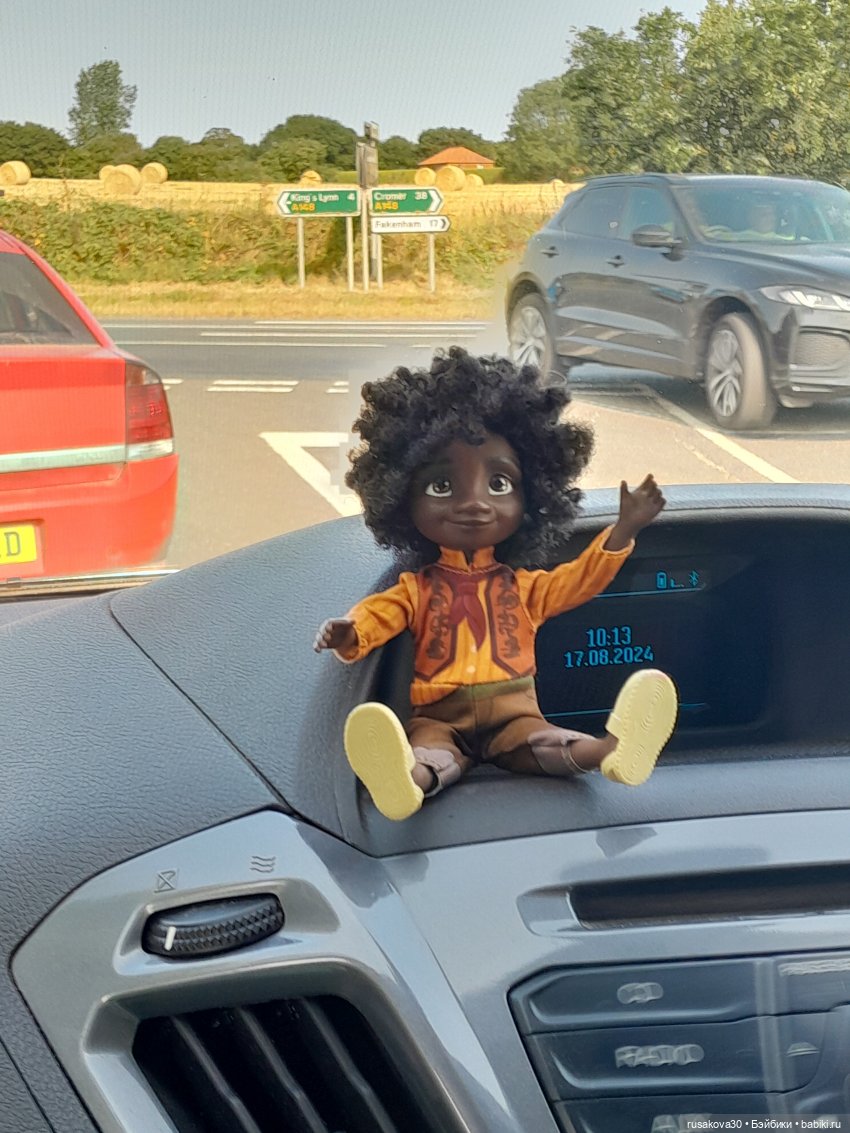 Будни Радужки — Куклы Nines d'Onil (Нинес): Миа (Mia) (фото 6)