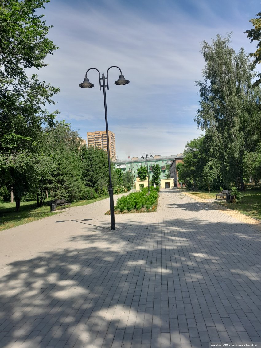 Как фейсинка Пенни узнала кто такой Юрий Гагарин (фото 6)