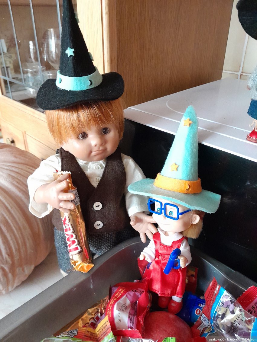 Бруммель и его уже второй Хэллоуин