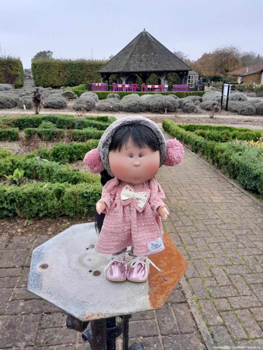Мийка путешествует — Куклы Nines d'Onil (Нинес): Миа (Mia) (фото 2)