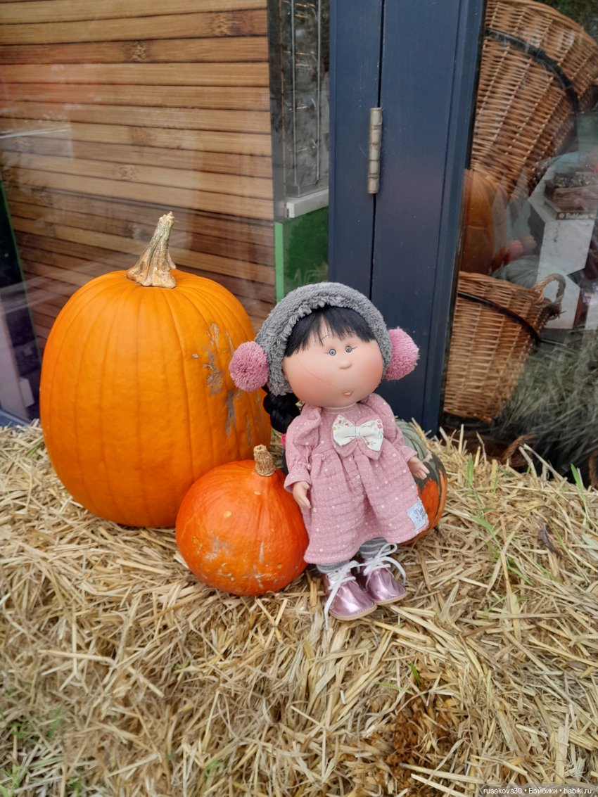 Мийка путешествует — Куклы Nines d'Onil (Нинес): Миа (Mia)