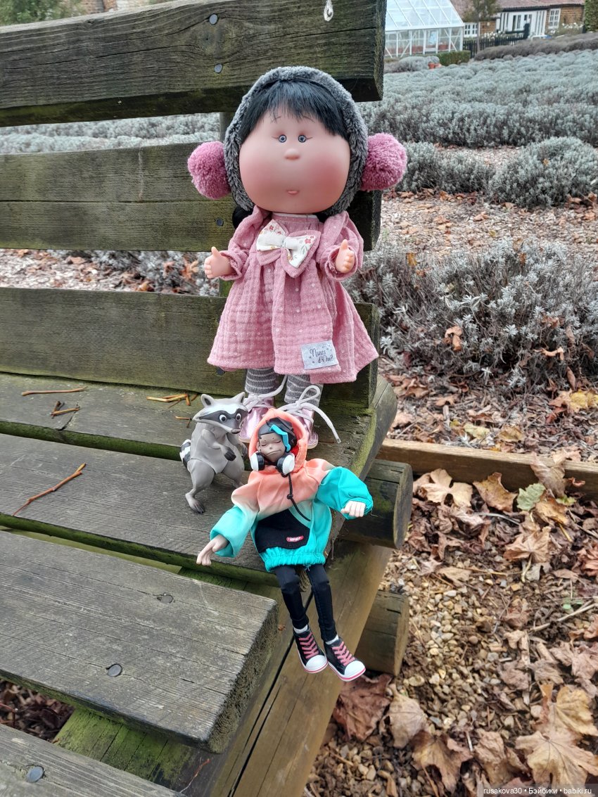 Мийка путешествует — Куклы Nines d'Onil (Нинес): Миа (Mia)