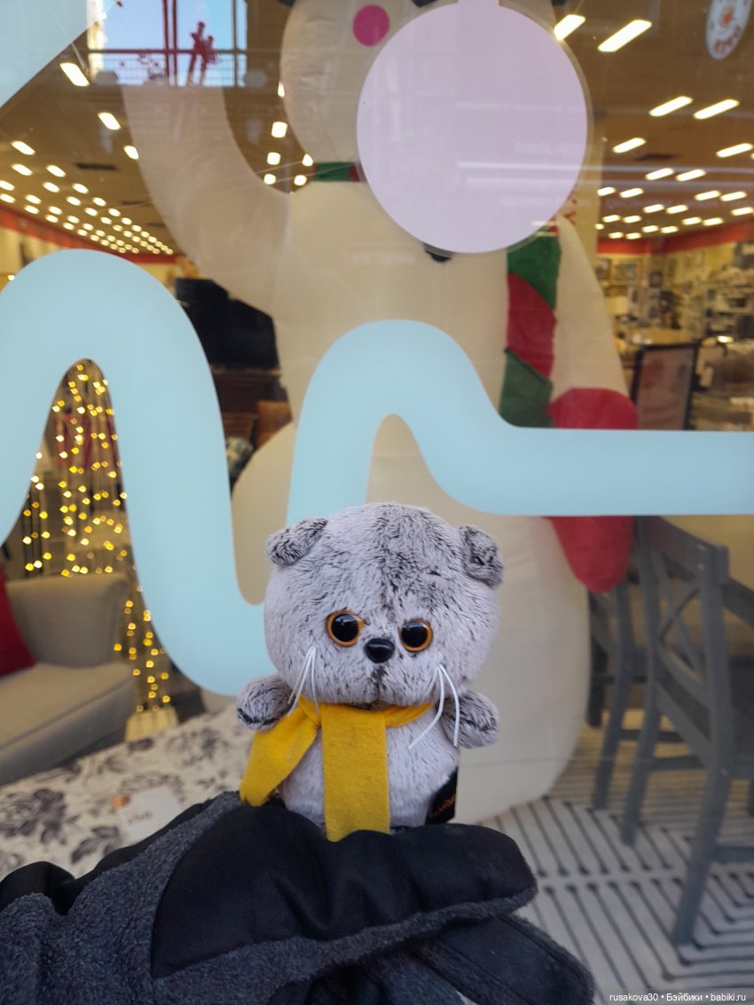 Какая рождественская витрина лучше (фото 7)