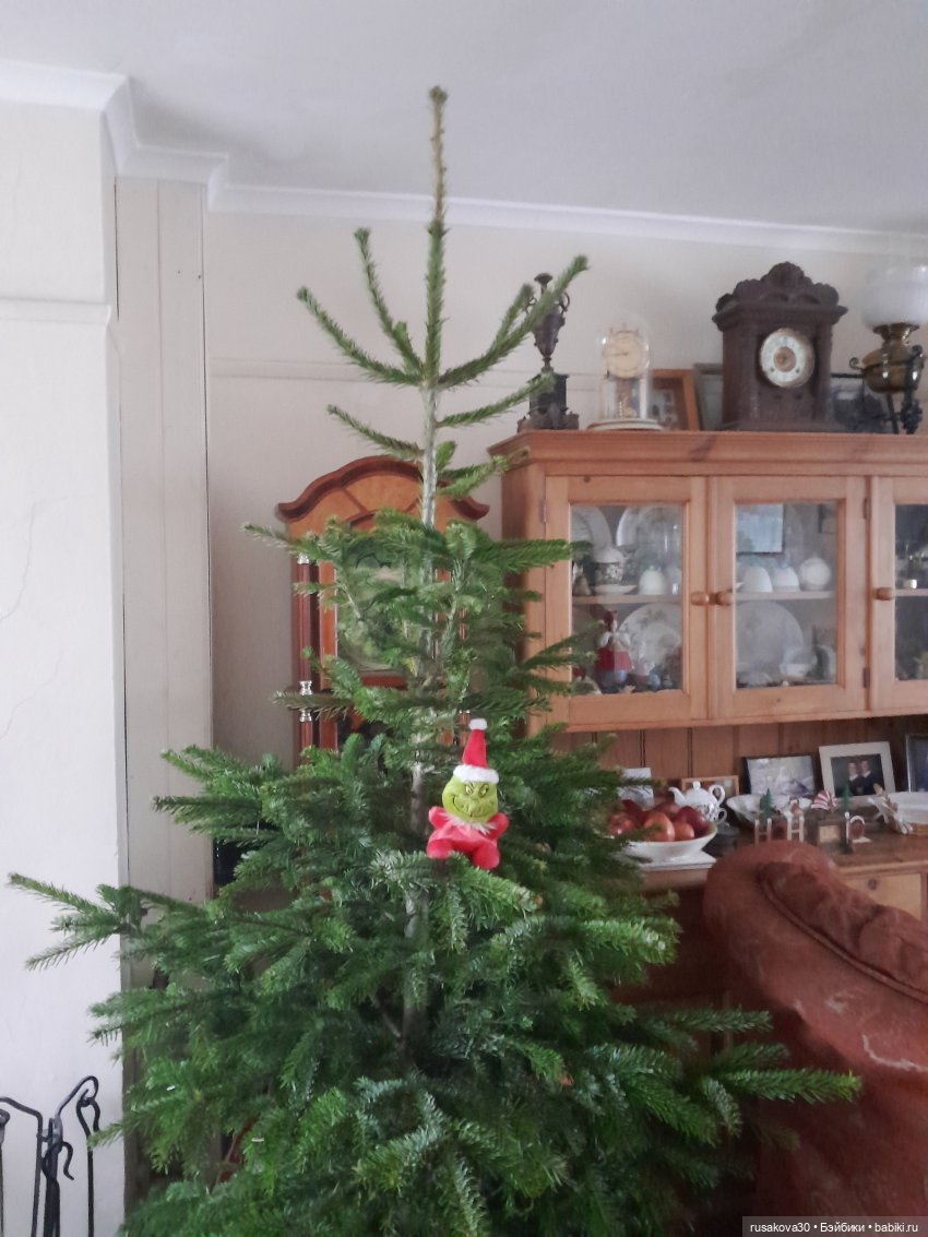 Как Мийки и Мио елочку наряжали (фото 5)