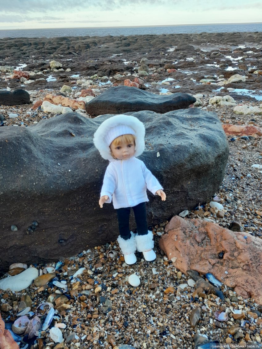 Первая прогулка Даши — Куклы Paola Reina (Паола Рейна): новинки (фото 6)