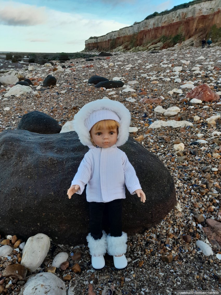 Первая прогулка Даши — Куклы Paola Reina (Паола Рейна): новинки (фото 7)