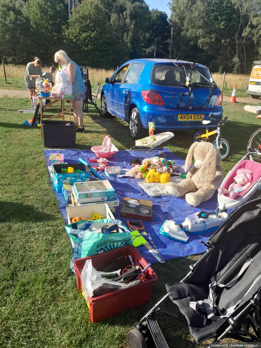 Прогулки с куклами — Экшн