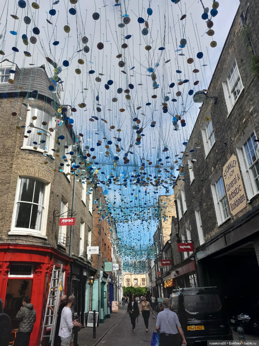 Магазинчк Pop Mart (Поп март) в Кембридже