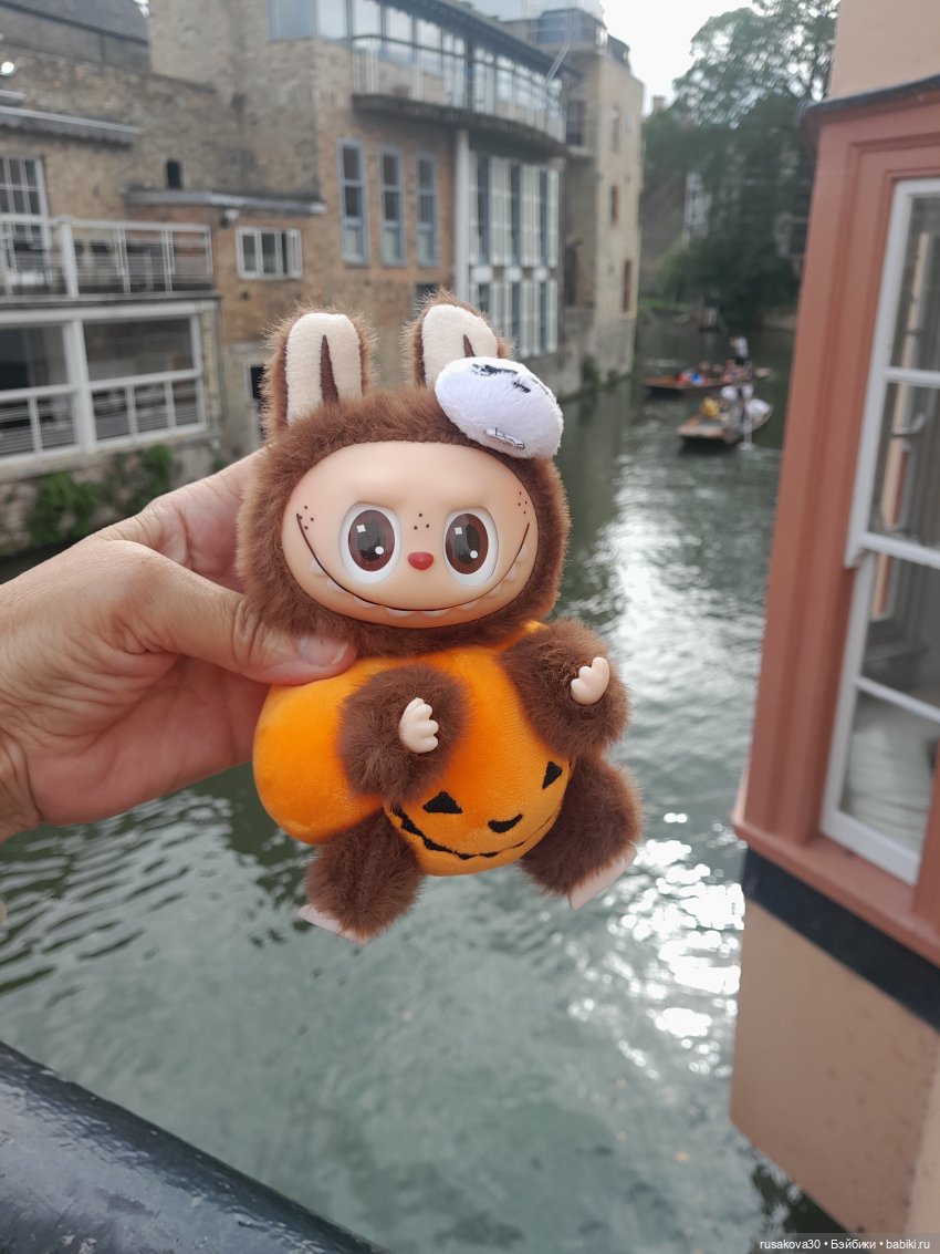 Магазинчк Pop Mart (Поп март) в Кембридже