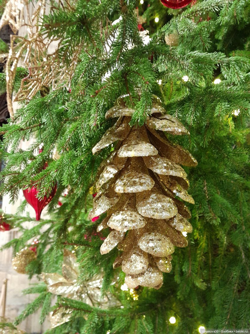 Рождественская елка и гномики