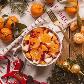 У каждого мандарина под шкуркой живёт вкусный, пахнущий детством, маленький Новый год...