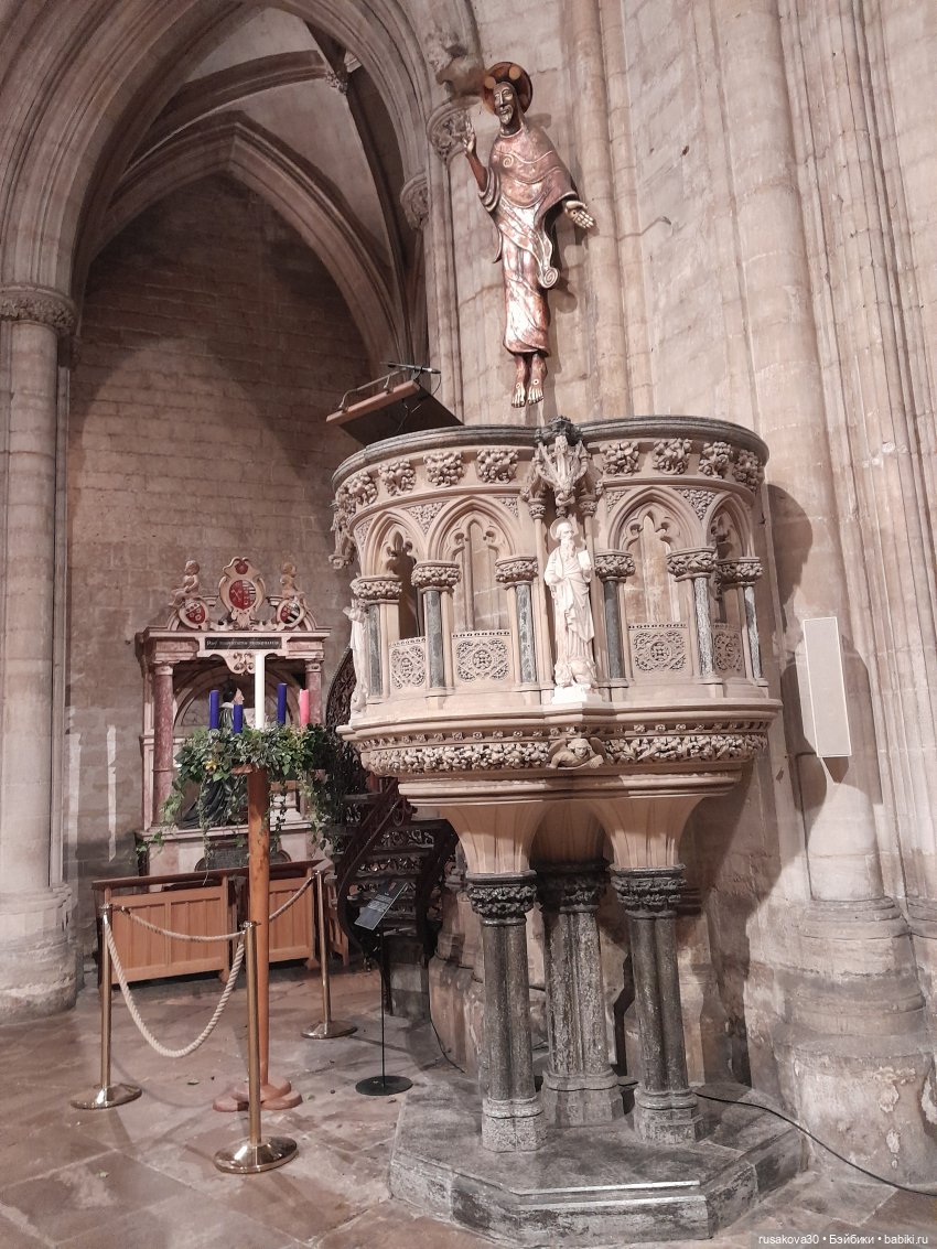 Рождественская елка и гномики