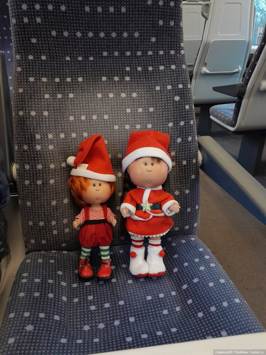 Рождественская елка и гномики