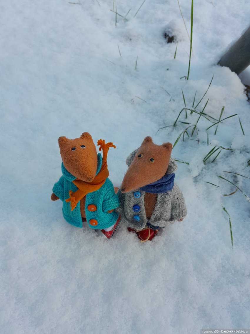 Вот и к нам пришла зима — Коллекции игровых кукол (Playline): фото полок