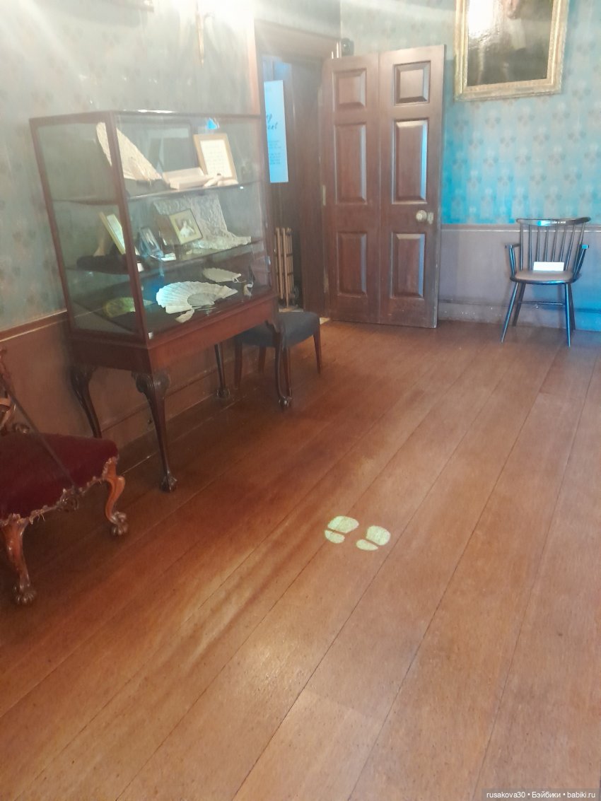 Поместье музей - Оксбру-холл ( Oxburgh Hall)