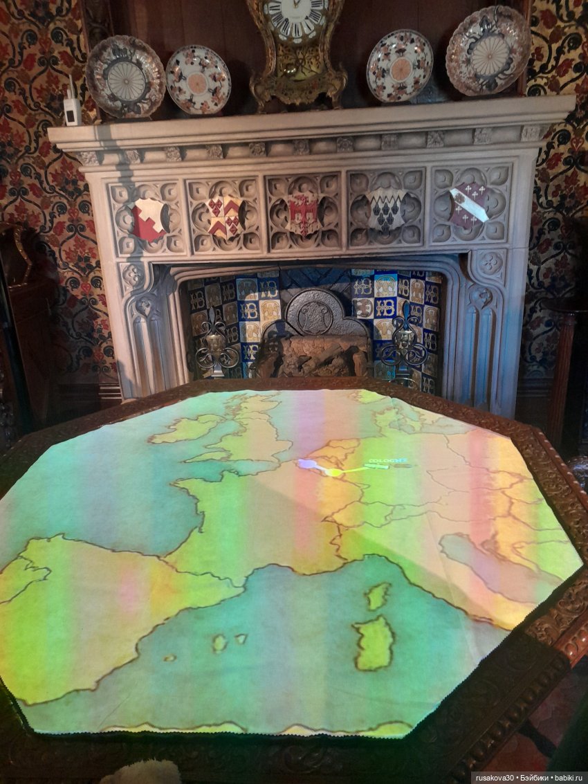 Поместье музей - Оксбру-холл ( Oxburgh Hall)