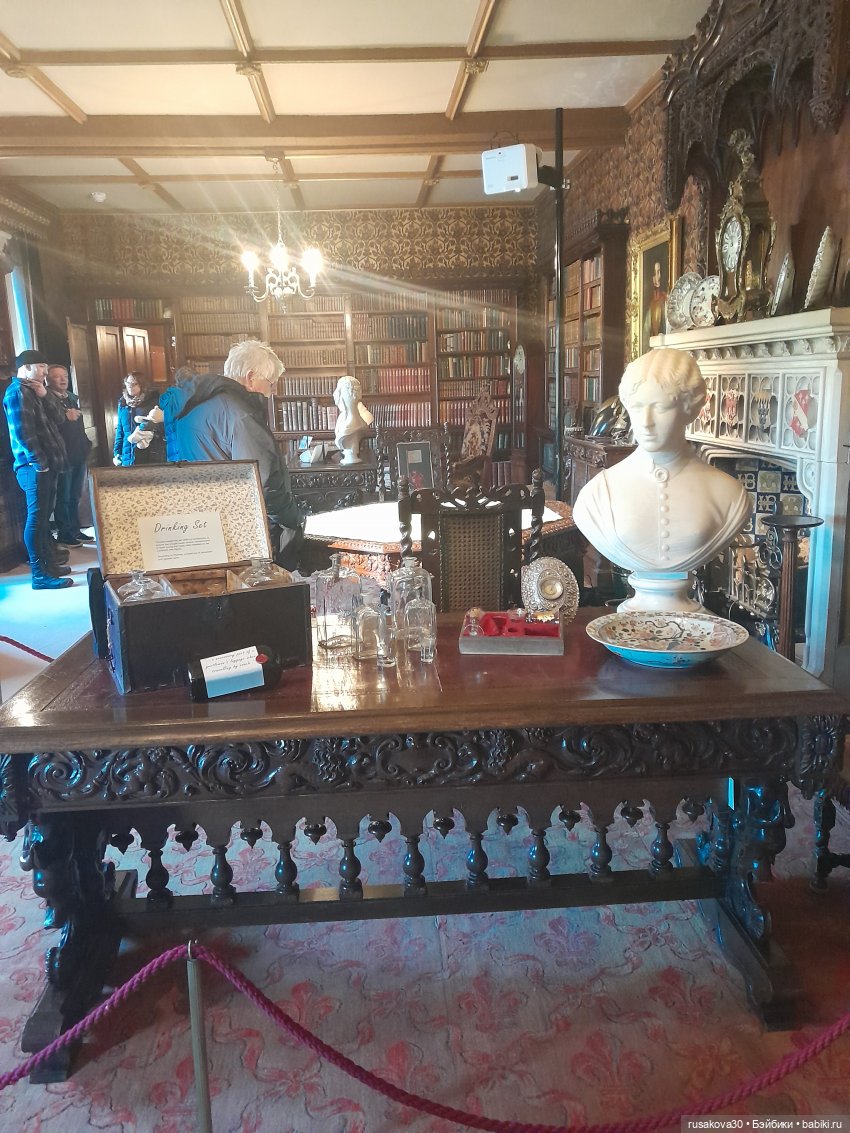 Поместье музей - Оксбру-холл ( Oxburgh Hall)