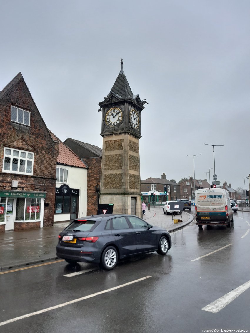 Прогулки со Снежкой — Куклы Disney Animators и Принцессы Диснея: Disney Store (фото 5)