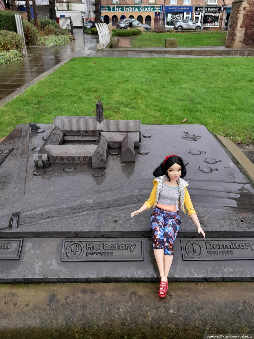 Прогулки со Снежкой — Куклы Disney Animators и Принцессы Диснея: Disney Store