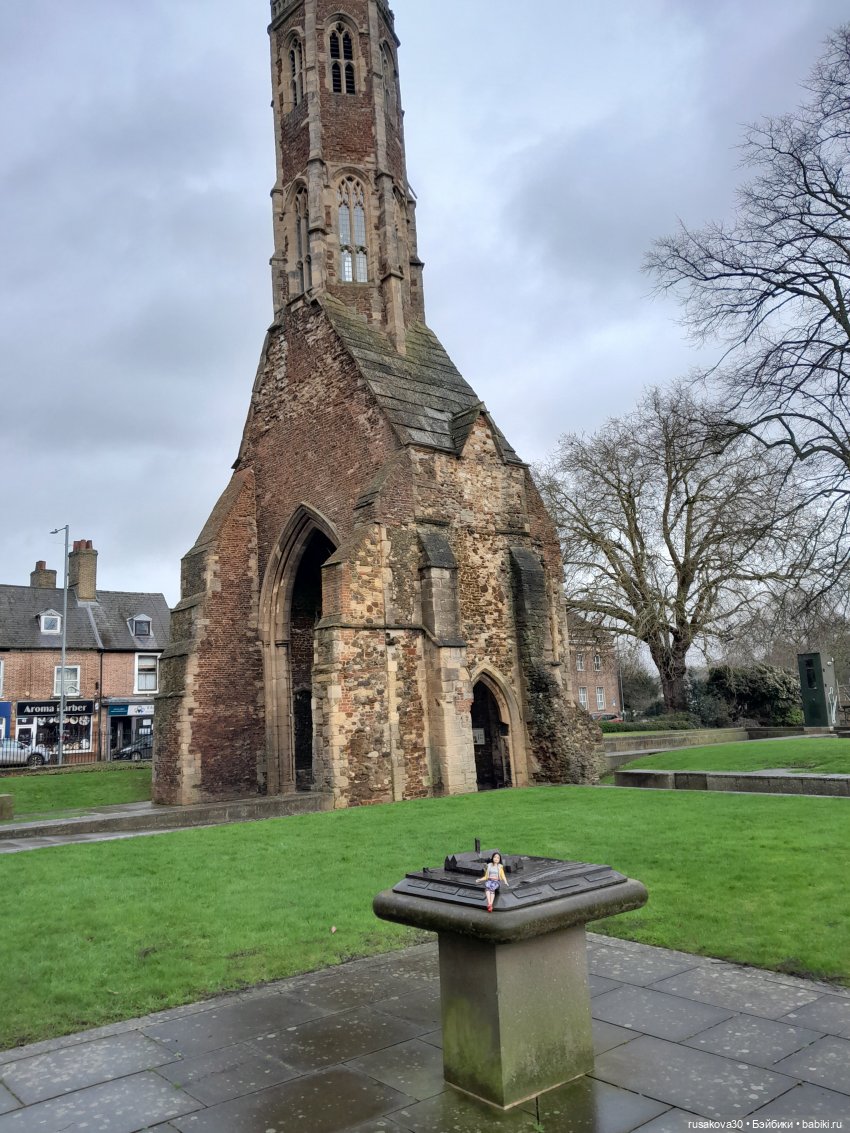 Прогулки со Снежкой — Куклы Disney Animators и Принцессы Диснея: Disney Store