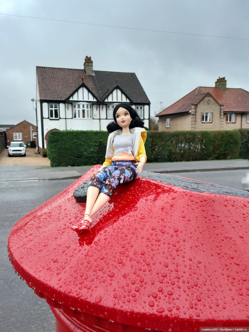 Прогулки со Снежкой — Куклы Disney Animators и Принцессы Диснея: Disney Store (фото 8)