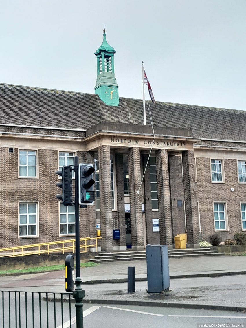 Прогулки со Снежкой — Куклы Disney Animators и Принцессы Диснея: Disney Store