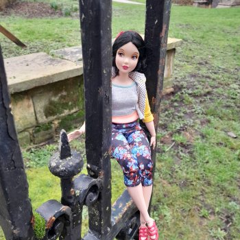 Прогулки со Снежкой.