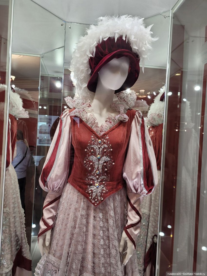 Новосибирский Оперный и другие театры