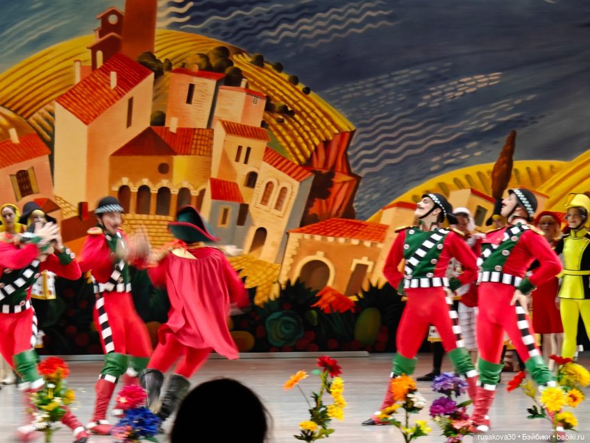 Новосибирский Оперный и другие театры