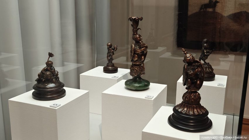 Поросенок Лелик гуляет по Новосибирску (фото 7)