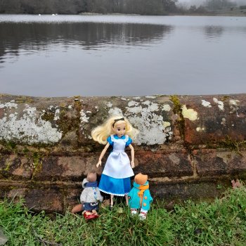 Как Алиса и лисята 8 марта отметили.