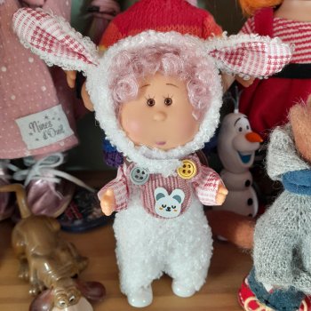 Малышка Мия приехала.