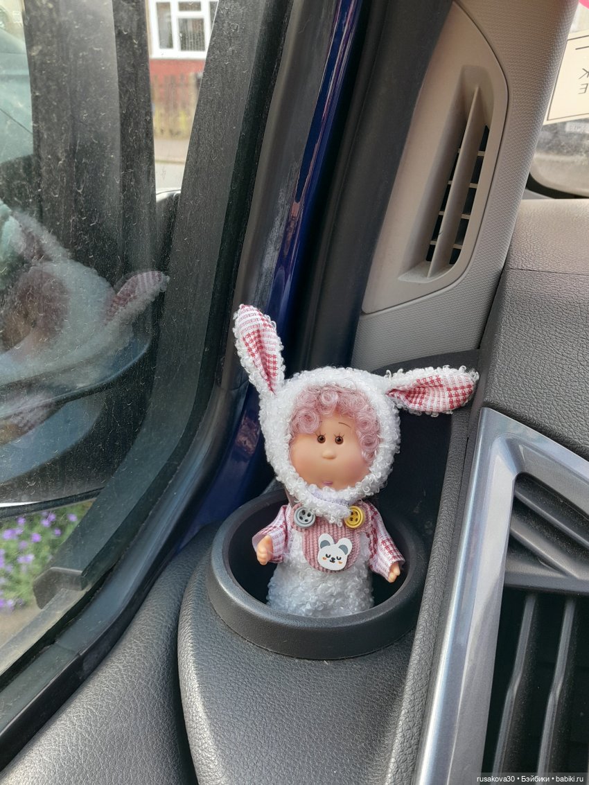 Малышка Мия знакомится с Кингс Лином