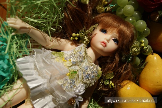 Новое платье для Вареньки (Элин от Iplehouse)