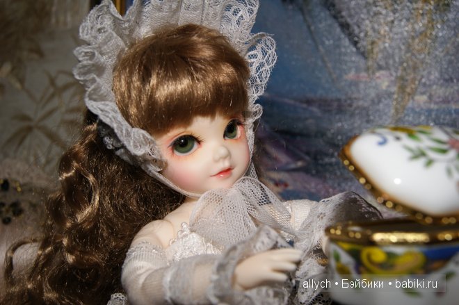 Кукла Арра, Белая тиара от Dollmore (фото 7)